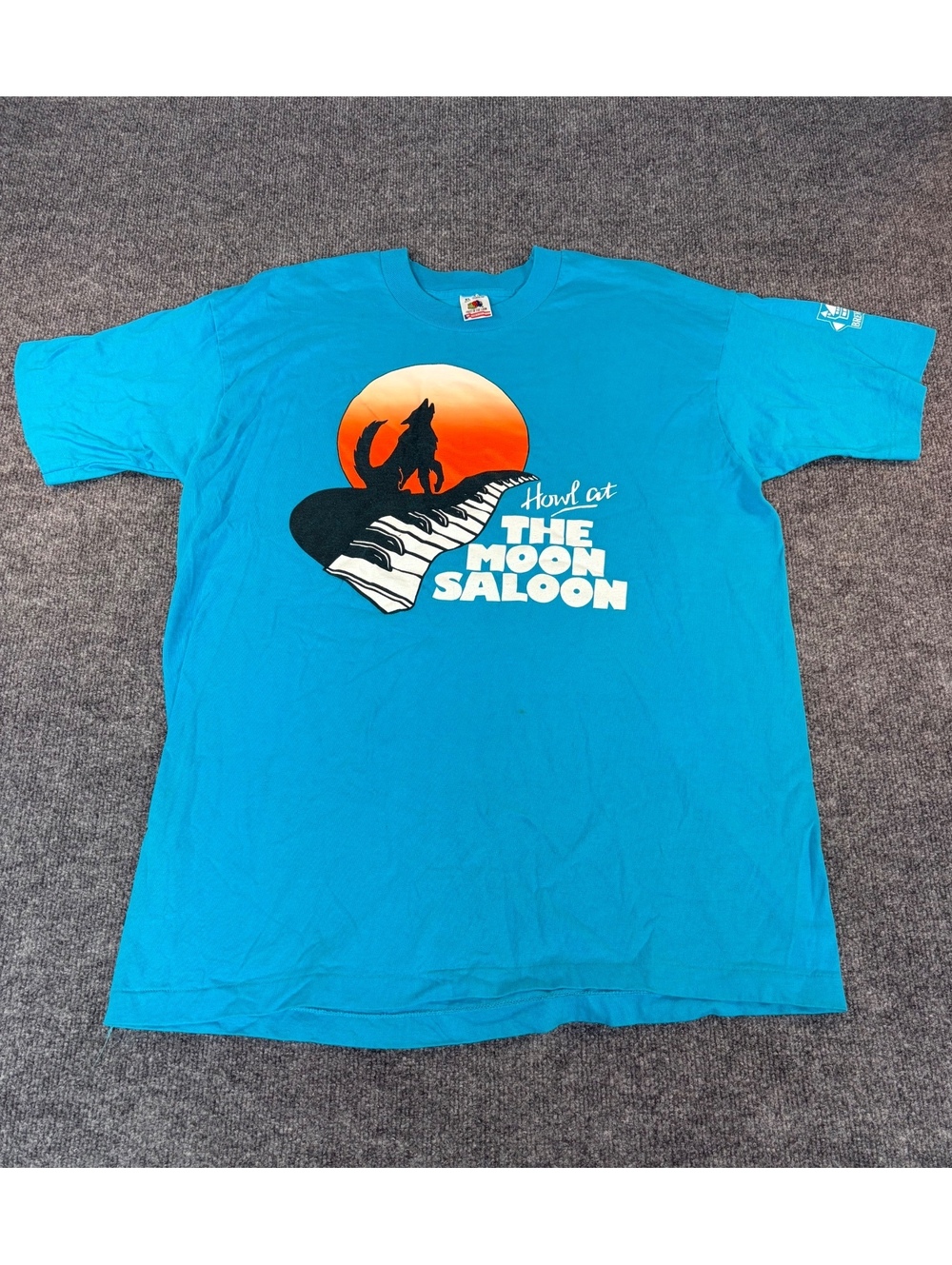 Vintage 90s Single-Stitch Covington Landing The Moon Saloon Tshirt Adult XL